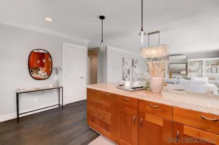 Photo #3: 230006148 Listing