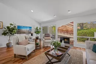 Photo #3: 230006152 Listing 