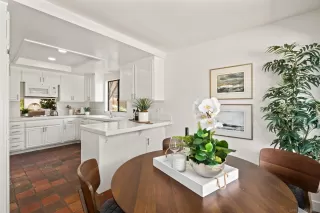 Photo #4: 230006156 Listing 