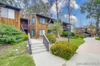 Photo #2: 230006159 Listing