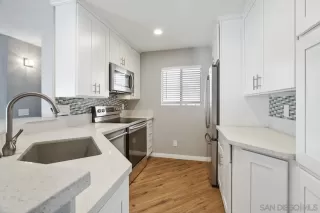 Photo #5: 230006220 Listing
