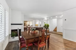 Photo #4: 230006250 Listing 