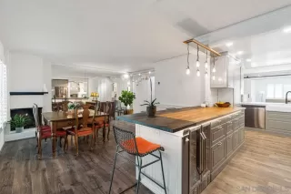 Photo #5: 230006250 Listing 