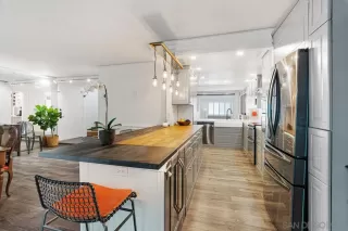 Photo #6: 230006250 Listing 