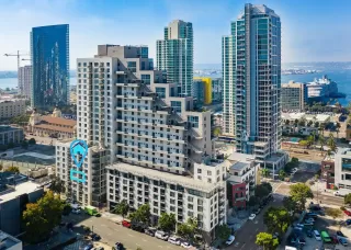 Photo #2: 230006276 Listing