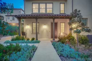 Photo #2: 230006293 Listing