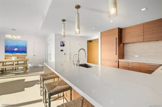 Photo #5: 230006296 Listing