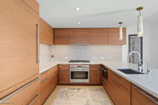 Photo #6: 230006296 Listing