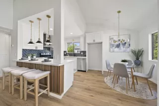 Photo #1: 230006360 Listing