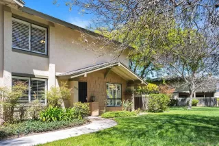 Photo #3: 230006366 Listing