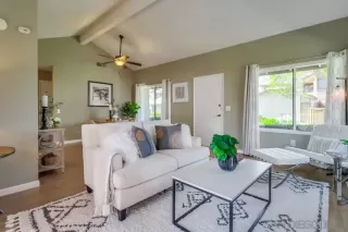 Photo #2: 230006385 Listing