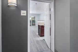 Photo #1: 230006389 Listing 