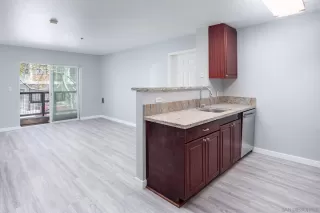 Photo #2: 230006389 Listing 