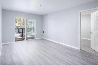 Photo #4: 230006389 Listing 