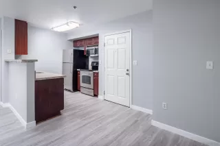 Photo #6: 230006389 Listing 