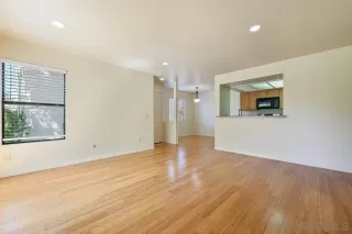 Photo #4: 230006443 Listing