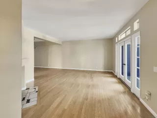 Photo #6: 230006447 Listing