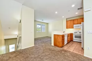 Photo #4: 230006455 Listing