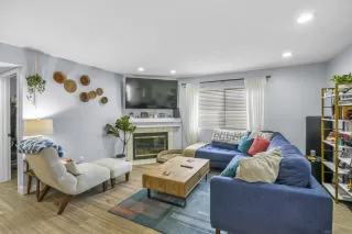 Photo #1: 230006456 Listing