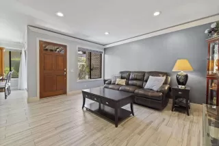 Photo #3: 230006457 Listing