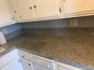 Photo #2: 230006461 Listing