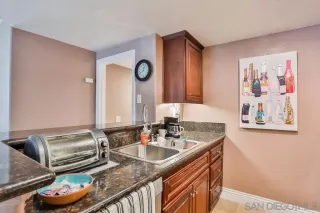 Photo #4: 230006515 Listing