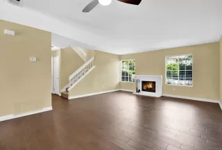 Photo #6: 230006580 Listing 