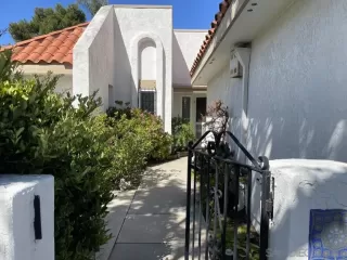 Photo #2: 230006585 Listing