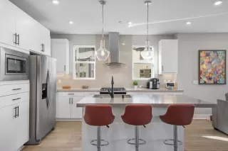 Photo #2: 230006589 Listing