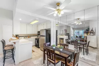 Photo #5: 230006590 Listing