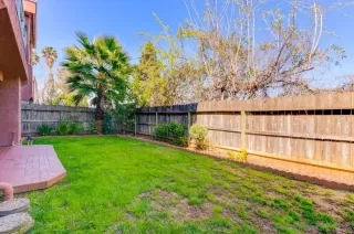 Photo #2: 230006608 Listing 