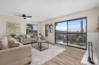 Photo #4: 230006621 Listing