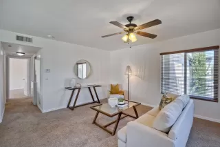 Photo #4: 230006650 Listing 