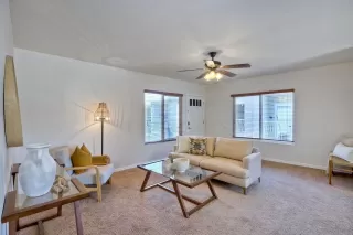 Photo #5: 230006650 Listing 