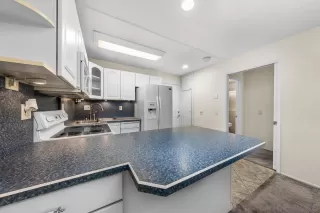 Photo #4: 230006658 Listing 