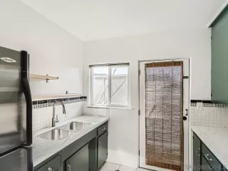 Photo #2: 230006675 Listing