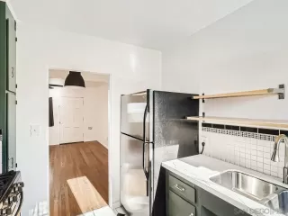 Photo #3: 230006675 Listing