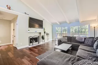 Photo #2: 230006700 Listing