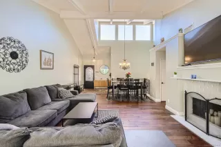 Photo #3: 230006700 Listing