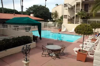 Photo #2: 230006721 Listing