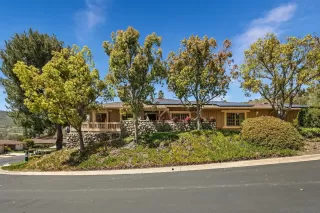 Photo #4: 230006730 Listing 