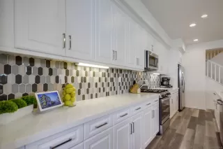 Photo #2: 230006731 Listing