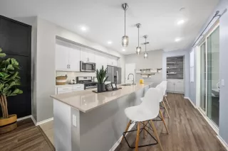 Photo #6: 230006735 Listing