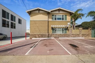 Photo #3: 230006745 Listing 