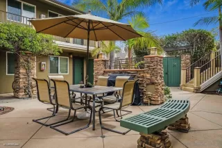 Photo #4: 230006745 Listing 