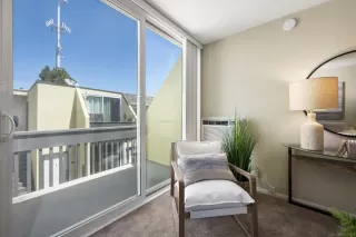 Photo #4: 230006759 Listing 