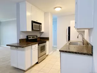 Photo #4: 230006773 Listing