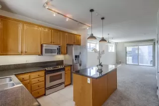 Photo #5: 230006786 Listing