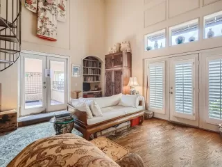 Photo #2: 230006789 Listing 