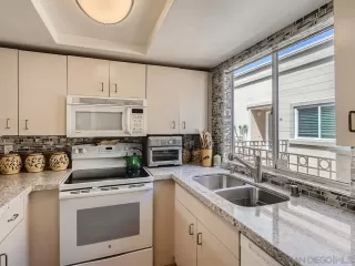 Photo #5: 230006789 Listing 